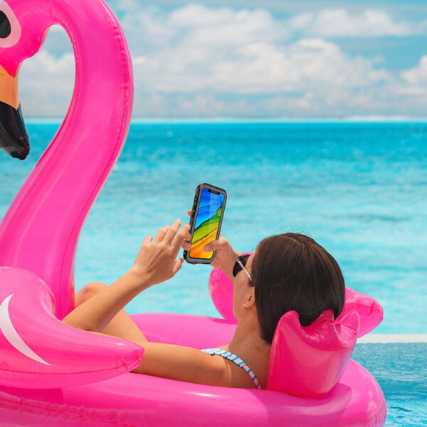 Waterproof Mobile Phone Case For Swimming And Diving - Image 3